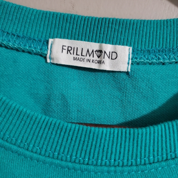 womens t shirts - Picture 3 of 4